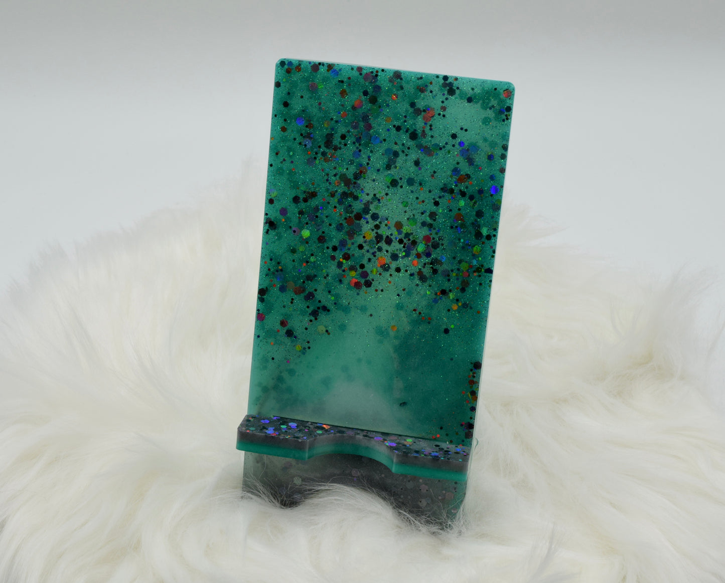 Handgemachter Handyhalter aus Epoxidharz mit Glitzer – Resin Phone Stand