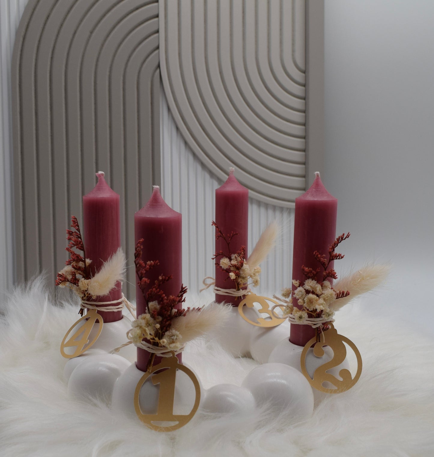 Adventskranz Bubble – Moderner Kerzenhalter mit Kerzen, Trockenblumen & Zahlenanhängern