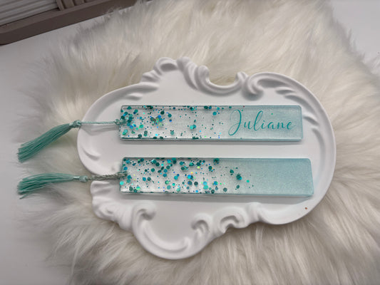 Personalisiertes Lesezeichen - Handmade Resin Bookmark mit Glitzer & Quaste