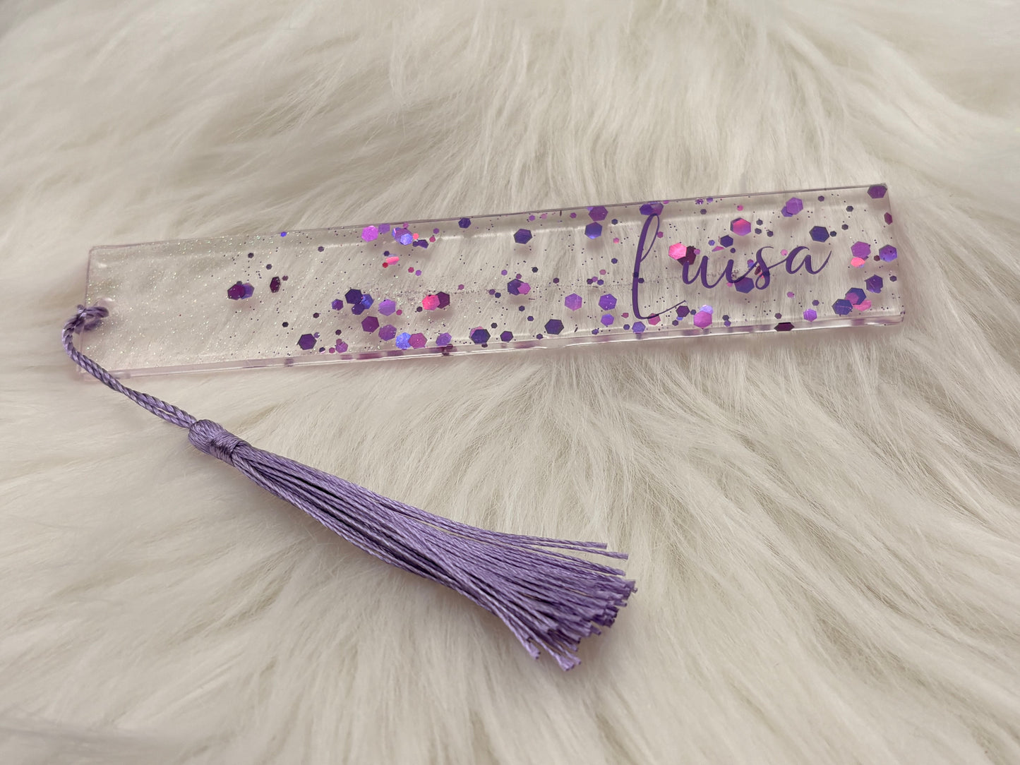 Personalisierbares Lesezeichen – Glitzer lila mit Namen personalisierbar