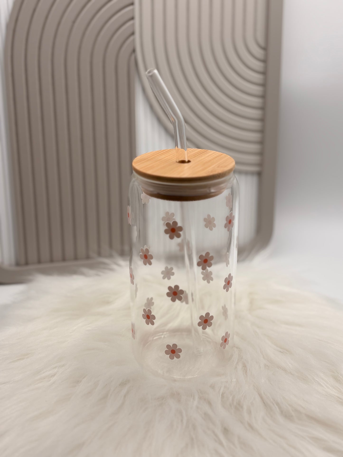 Trinkglas mit Deckel & Strohhalm - Gänseblümchen weiß