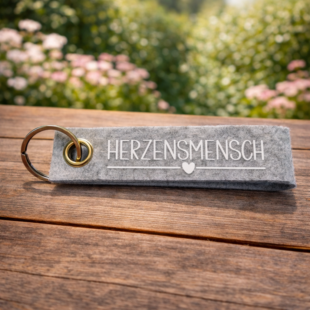 Filz Schlüsselanhänger – Herzensmensch