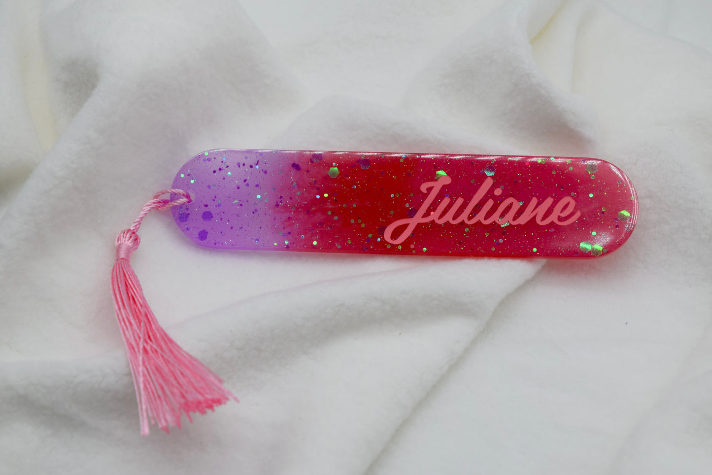 Glitzer-Lesezeichen mit Wunschname – personalisiert & handgemacht