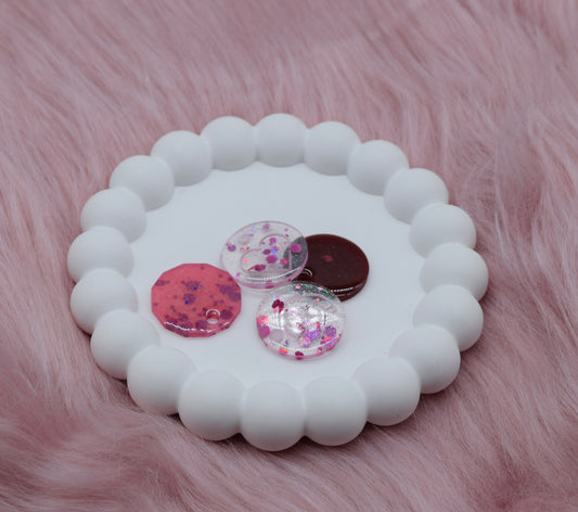 Runder Bubble Dekoteller aus Gießpulver – Schmuckablage & Tablett