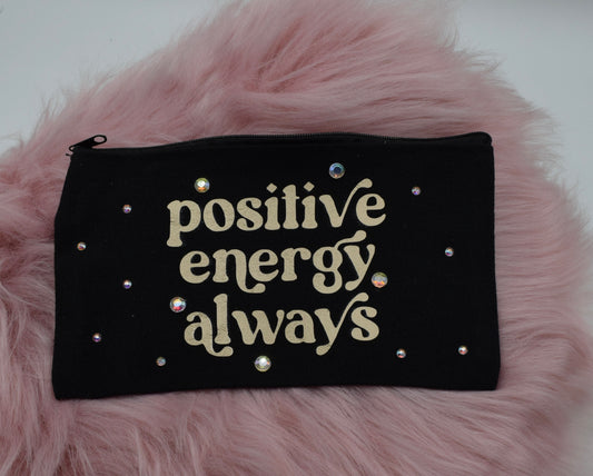 Kosmetiktasche „Positive Energy Always“ – Handgemachte Make-up Tasche mit Glitzersteinen – Inspirierende Geschenkidee