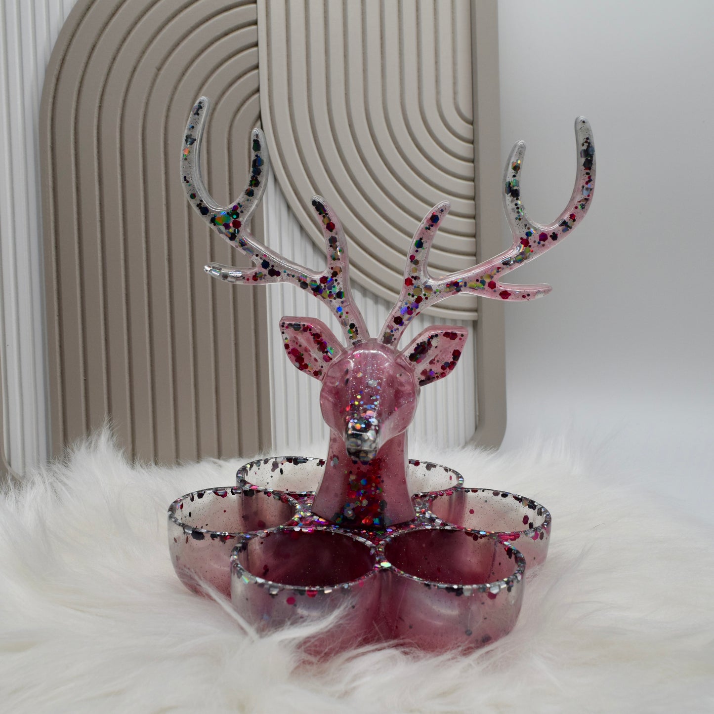 Resin Hirsch Schmuckhalter – Handmade Schmuckablage mit Glitzer & Fächern – Personalisierbar