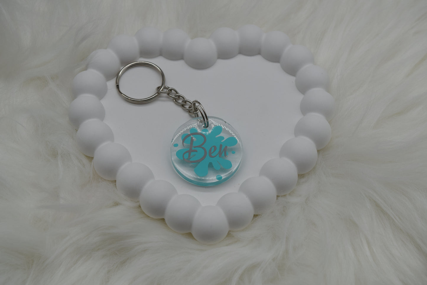 Personalisierter Schlüsselanhänger aus Resin – mit Wunschname & Design (Herz, Blume, Farbklecks)