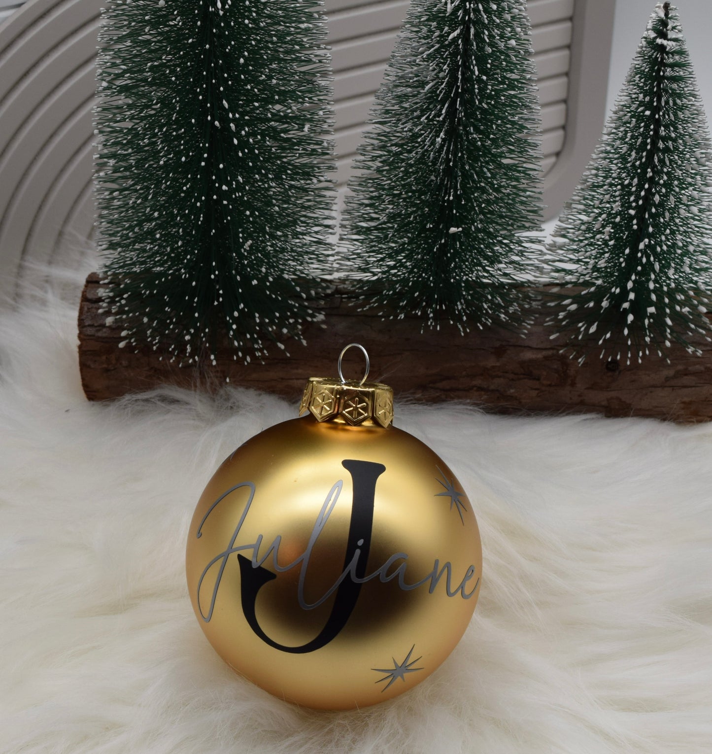 Personalisierte goldene Weihnachtskugel mit Namen & Initiale – Glas 8 cm