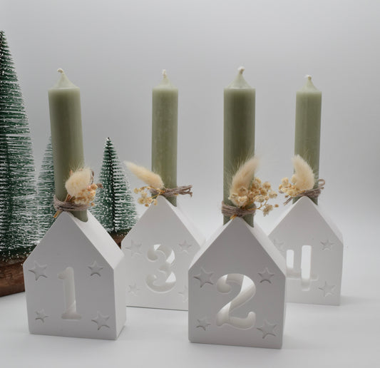 Adventskranz 4er-Set Häuser Kerzenhalter – moderne Weihnachtsdeko im Skandi-Stil