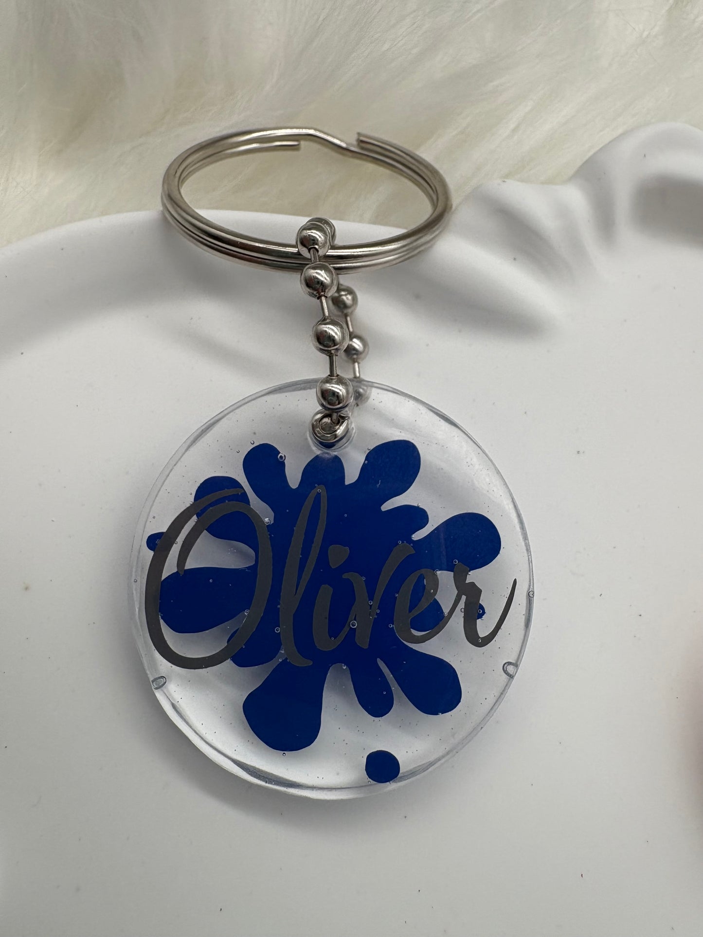 Personalisierter Schlüsselanhänger aus Resin – mit Wunschname & Design (Herz, Blume, Farbklecks)