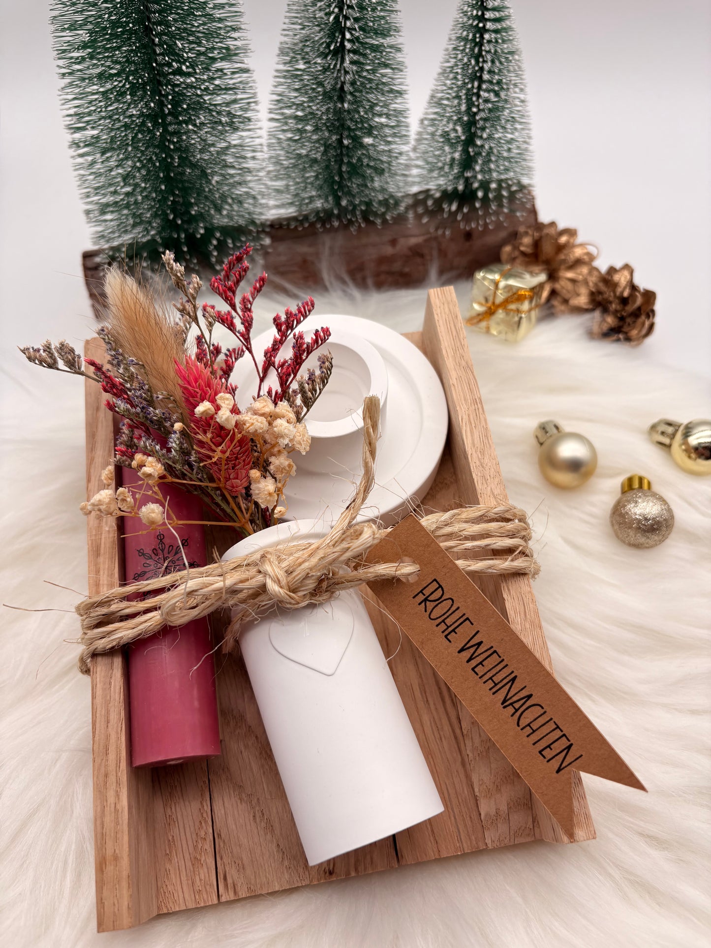 Weihnachtsgeschenk-Set mit Kerzenhalter in Weiß | Handgemachtes Deko-Set mit Kerze & Trockenblumen
