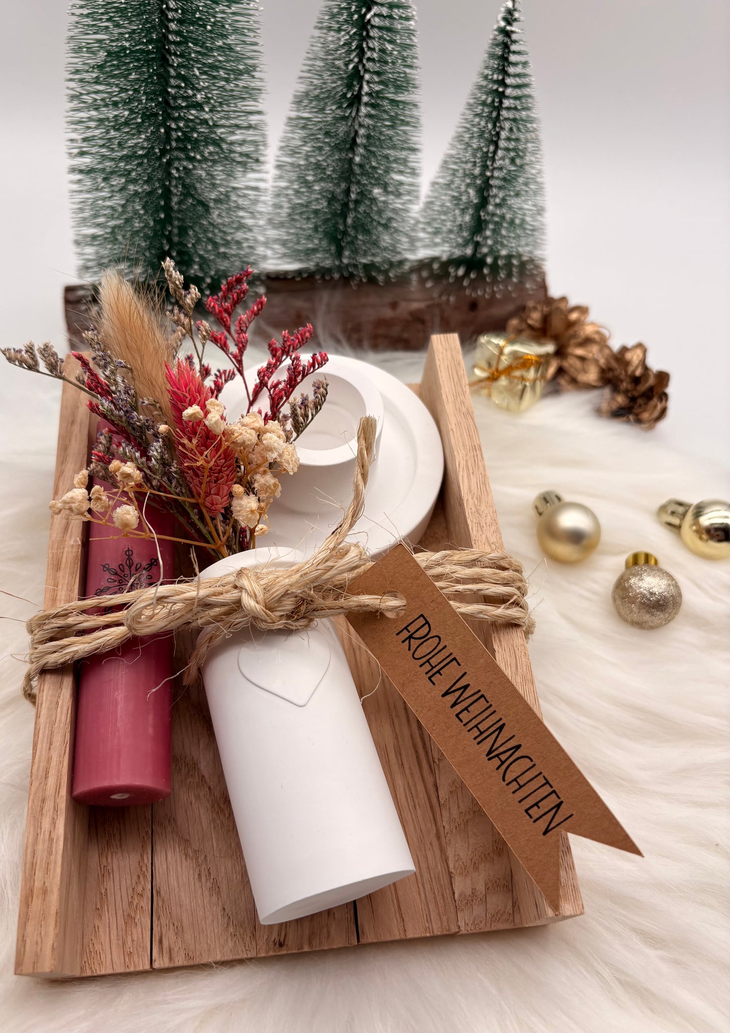 Weihnachtsgeschenk-Set mit Kerzenhalter in Weiß | Handgemachtes Deko-Set mit Kerze & Trockenblumen