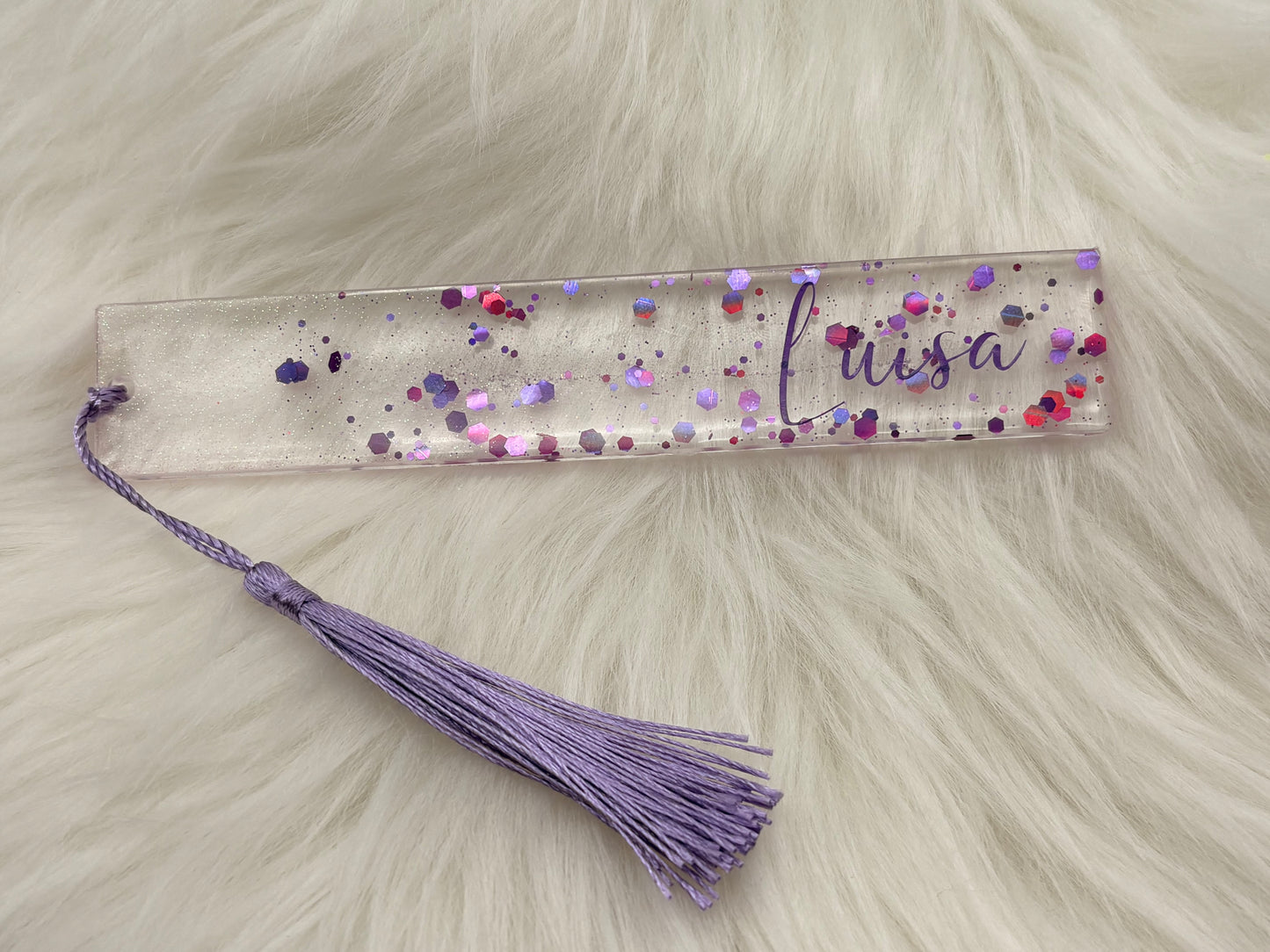 Personalisierbares Lesezeichen – Glitzer lila mit Namen personalisierbar